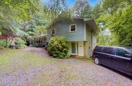Foscoe Casa | Retreat in the Trees