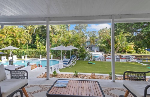 Riverside Park Casa | Retreat@Sailboat Bend Heated Pool BBQ - 100ft Dock 10 min to Ft Lauderdale Beach