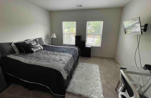 Skyland Apartamento | Retreat with Luxury & Convenience @ TheHillTop