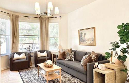 Lake View East Apartamento | Retro Designer 2BR Suite - Heart of Lakeview/Wrigley