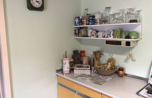 Altensteig Apartamento | Retro Ferienwohnung mit Schlossblick im Nordschwarzwald - Biker Willkommen!