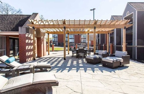Rutledge Hill Condominio | Retro Jams Condo - 9 Min Walk to Broadway!