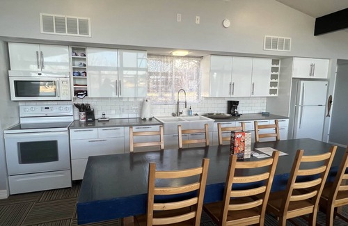 Kingsland Casa | Retro Lakehouse - A Touch of Cabo, Vacation Paradise on Lake LBJ