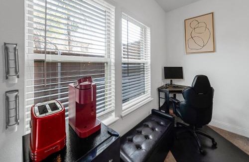 Lewisville Apartamento | Retro Living!