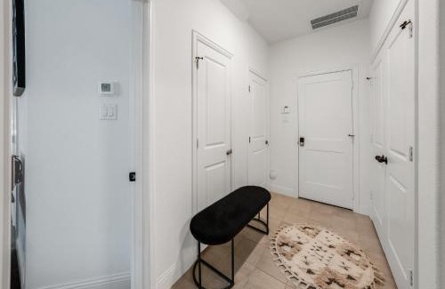 Lewisville Apartamento | Retro Living!