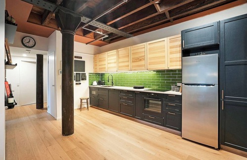 Southbank Apartamento | Retro meets Industrial at Heritage Bond Store