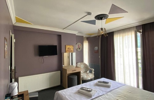 Pendik Cabina | Retro Suites