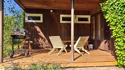 Kadriorg Casa | Retrohõnguline suvila saunaga Laulasmaal, privaatne puhkus mere lähedal
