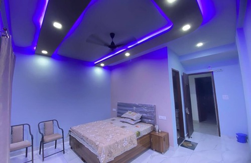 Naina Devi Cama Y Desayuno | Revanta Home Stay