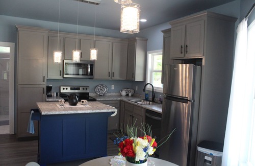 Eastman Casa | Revelation House