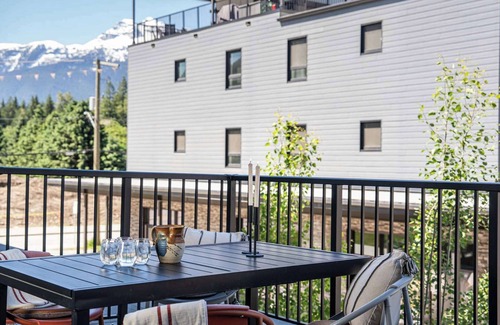 Revelstoke Condominio | Revelstoke - Condo with Hot Tub-Sea Eagles Landing