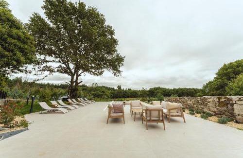 Palas de Rei Casa | Reverence Villas Avieira
