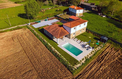 Palas de Rei Cabaña | Reverence Villas Carballal