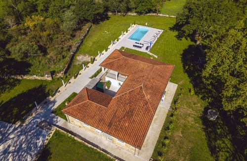 Monterroso Cabaña | Reverence Villas Fufin