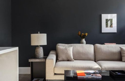 Lafayette Square Apartamento | Revived LF Square 1BR with Rooftop by Zencity