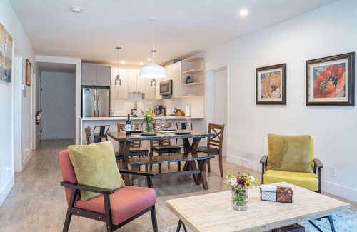 Revelstoke Apartamento | Revytalize - Cozy 3 Bedroom Condo