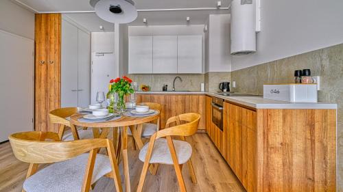 Niechorze Apartamento | Rezydencja Niechorze D309 Eco Boho z Basenem i SPA oraz z 2 sypialniami - 5D Apartments