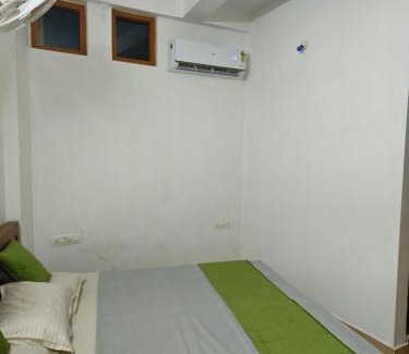 Kozhikode Cabina | RF Tower Lodge