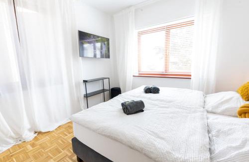 Lahnstein Apartamento | Rhein-Lahn Living - Modernes Design - Kontaktloser Zugang - Zentrale Lage nahe Rhein und Martinsburg - Apartments mit Küche & Wohnzimmer
