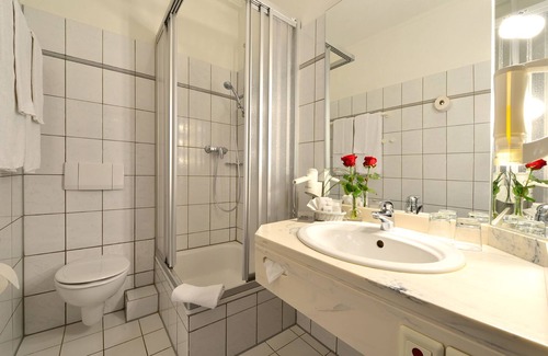 Bad Breisig Hotel | Rheinhotel Vier Jahreszeiten Bad Breisig