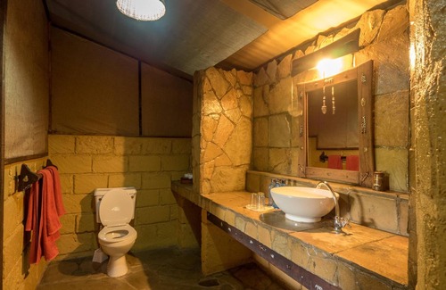 Nyahururu Cabina | Rhino Watch safari Lodge