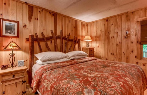Wears Valley Casa | Rhody Cottage