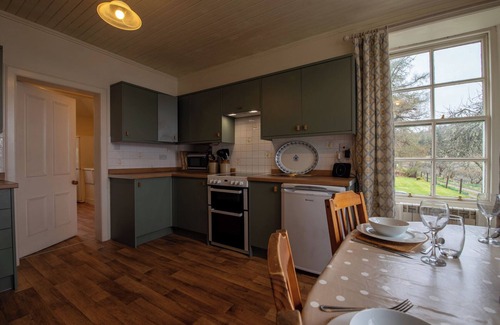 Oban Cabaña | RHUNACAIRN, pet friendly, with open fire in Oban