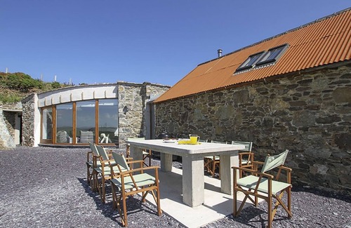 Cylch-Y-Garn Cabaña | Rhyd Angharad Barns