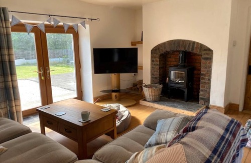 Llandysul Casa | Rhydwen Cottage - Cosy and Quiet