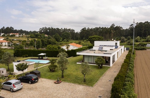 Gemeses Casa | Riacho villa with swimming pool and 7 km from Esposende and Ofir beaches