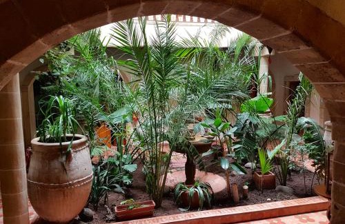 Ahl Agadir Casa | Riad Arambys