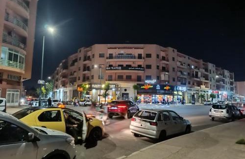 Douar Sidi Youssef Ben Ali Apartamento | Riad Arfoud appartement haut standing 3 chambres avec piscine à gueliz nord