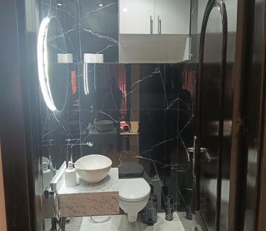 Douar Sidi Youssef Ben Ali Apartamento | Riad Arfoud appartement haut standing 3 chambres avec piscine à gueliz nord