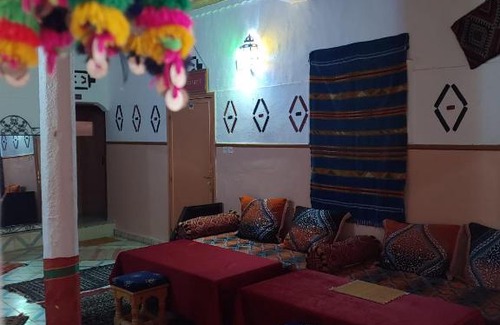 Akhendachou nAit Ouffi Casa | Riad Atlas Berbère