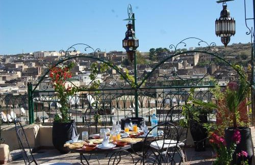 R'habet Zbib Casa | Riad Dar Guennoun - Luxury Suites in the Heart of Fes