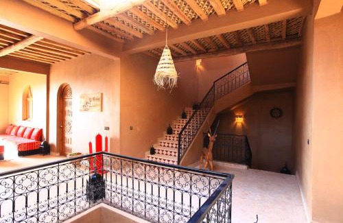 Amezrou Cama Y Desayuno | Riad Dar Tiziri