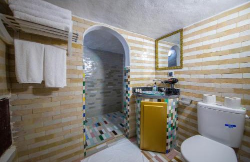 El Mokhifa Casa | Riad Fes Elite