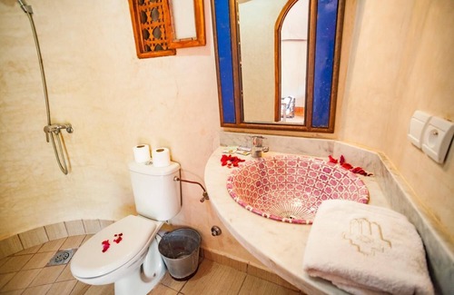 Amezrou Casa | Riad Lamane