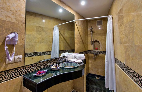 Layoun Casa | Riad Marjana Suites & Spa