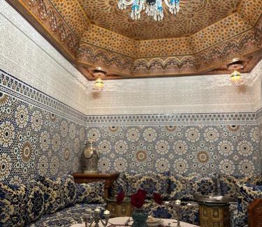 Layoun Casa | Riad Mazar
