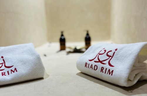 Douar Sidi Youssef Ben Ali Cama Y Desayuno | Riad Rim