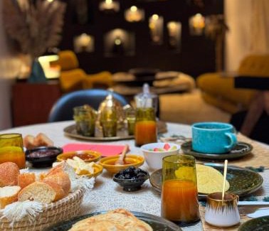 Mechouar-Kasbah Villa | Riad SASHA Exclusive&New Pool 6 pax Free Breakfast