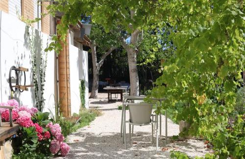 Monserrate Apartamento | ribeira dos marinheiros amarelo