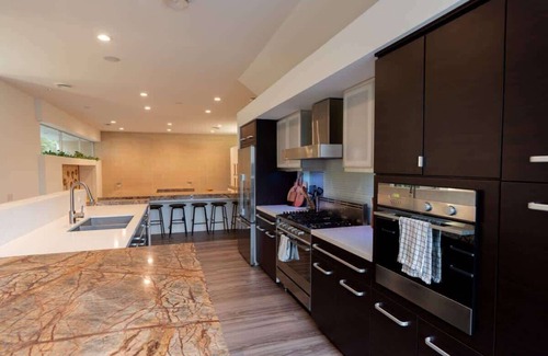Boulevard Oaks Casa | Rice Village Retreat - Rooftop deck - Sleeps 12