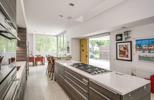 South Central Houston Casa | Rice Village Ultra Luxury Home