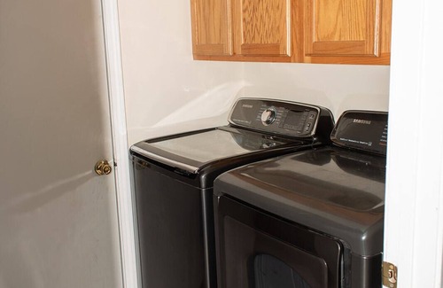 Lebanon Apartamento | Richardson Roost! Hidden spot in the city but a feel of country!