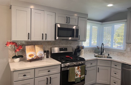 East Richmond Heights Cabaña | Richmond Heights California