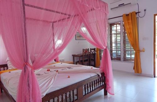 Kammala Casa | Rico Shadow Guest House & Restaurant