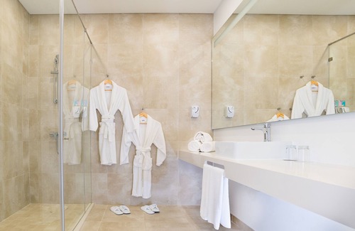 Peniche Hotel | RIDE Surf Resort & SPA