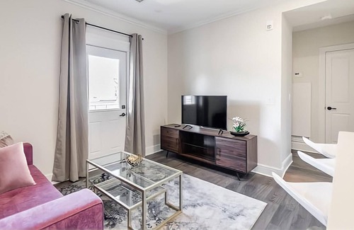 Smiths Falls Apartamento | Rideau 1Bd Apartment Balcony Free Parking 2